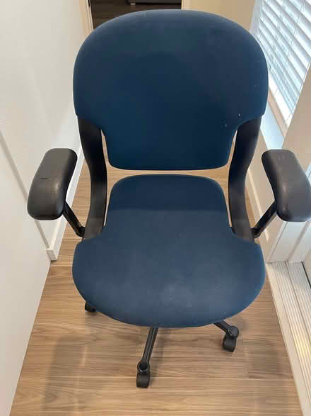 Photo of free Office chair (Central Park)