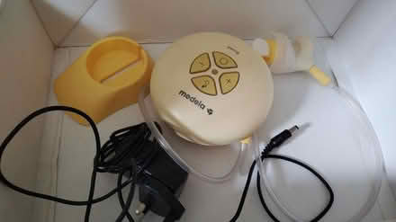 Photo of free Medela swing electric Breast pump (CM8 Silver End)