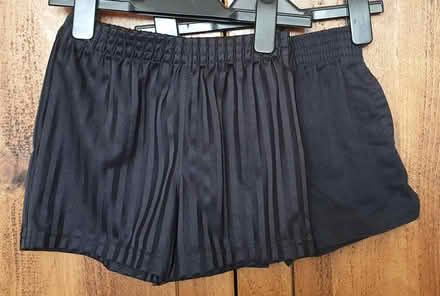 Photo of free Age 3-4 Black shorts (DE4 Matlock)