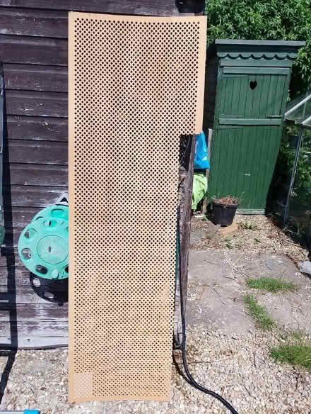 Photo of free MDF screen (Barry)