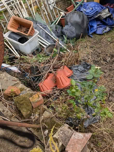 Photo of free Pots and containers (Braithwaite BD22)