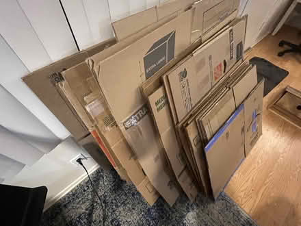 Photo of free moving boxes (Pasadena)