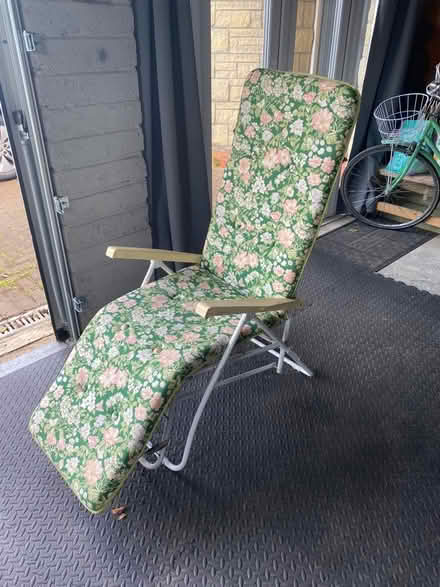 Photo of free Sun lounger (Falkirk FK1)