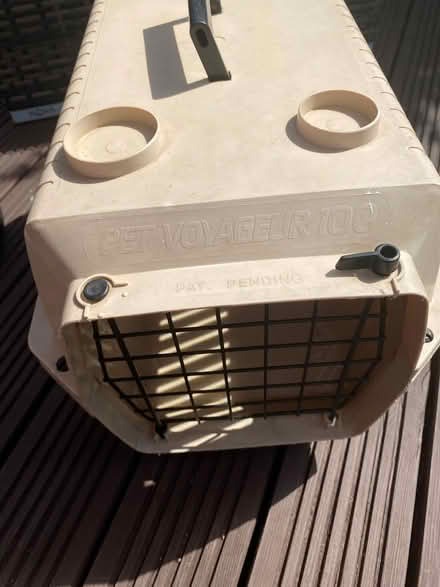 Photo of free Pet carrier (St. Georges TF2)