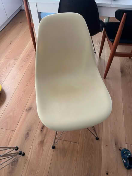 Photo of free Eames DSR Eiffel chair x6 (Putney SW15)