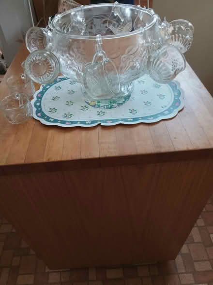 Photo of free Glass punch bowl (193 Sylvan St, Malden, MA) #1