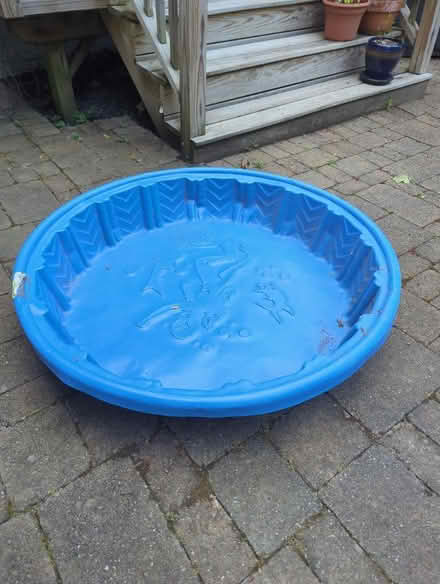 Photo of free Kiddie pool (Glen Rock) #2