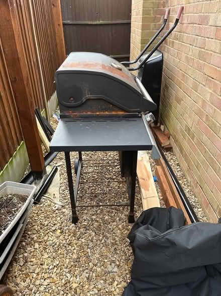 Photo of free Gas bbq barbecue (SG4 hitchin) #2