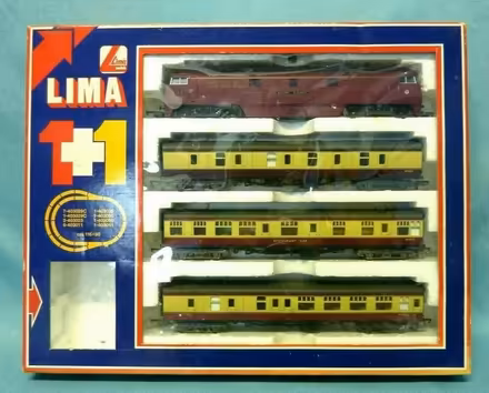 Photo of oo gauge model railways (Abingdon Business Park OX14) #3