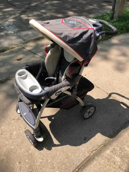 Photo of free Chicco Stroller (Near East/Union & Marquette) #3