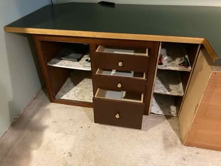 Photo of free Countertop/base and wall cabinets (06098) #2