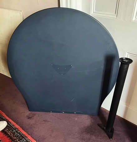 Photo of free Durable top with support leg (Norwich NR2) #2