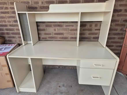 Photo of free Computer Desk (Bibra Lake) #1