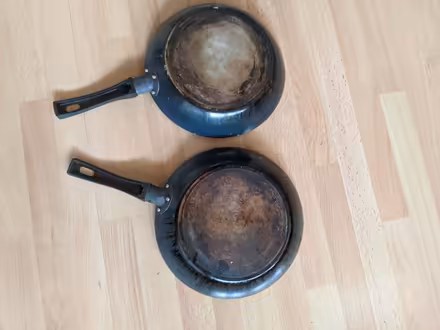Photo of free Frying Pans (Banstead SM7) #2