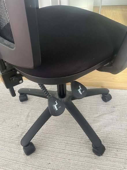 Photo of free Office swivel chair (Poplar E14) #3