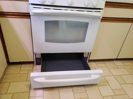 Photo of free GE Gas Range/Stove (SW Minneapolis) #4