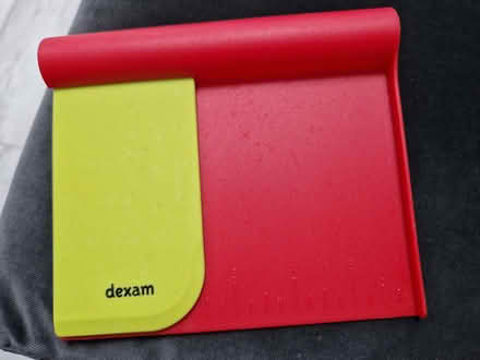 Photo of free Dexam dough scraper with a ruler (Chorlton M21) #2