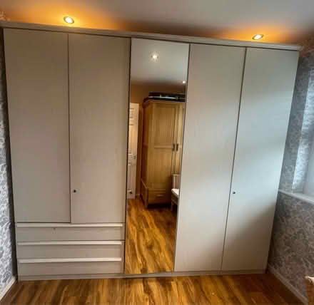 Photo of free 5 door wardrobe (Westerhope NE5) #4