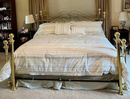 Photo of free Brass Bed (Southeast Schaumburg)