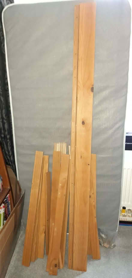 Photo of free Single bed frame and mattress (Woodloes Park CV34) #1