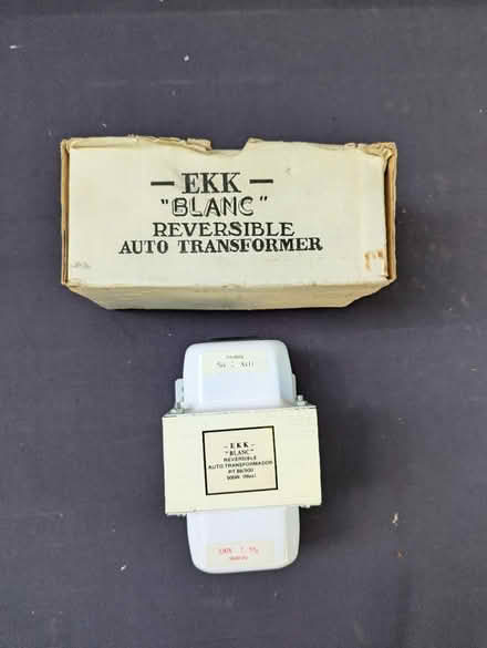 Photo of free 230<>110 Power Transformer (500w) (Brant and QEW) #1