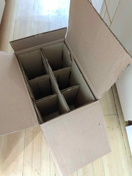 Photo of free General or Bottle moving boxes (Blossomfield B91) #1