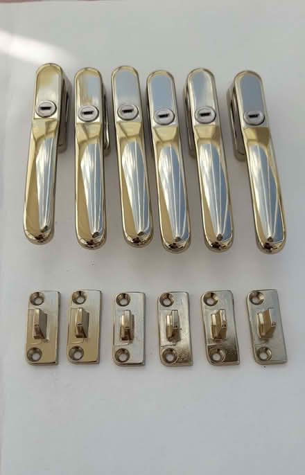 Photo of free Set of window handles and stays (Upper Rotcher HD7) #2