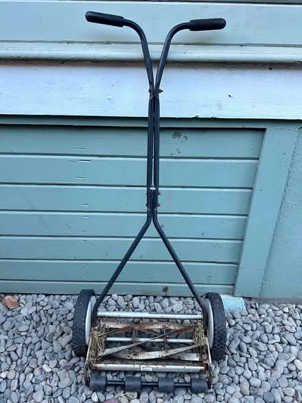 Photo of free Push mower (Alberta/Vernon area)