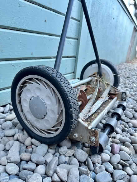 Photo of free Push mower (Alberta/Vernon area)