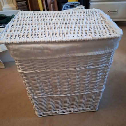 Photo of free White wicker laundry basket (New Southgate N11)