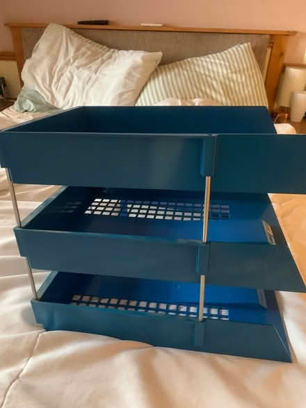 Photo of free 3 tier trays (CW11) #2