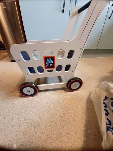 Photo of free Toy trolley (Tilekiln TN38) #1