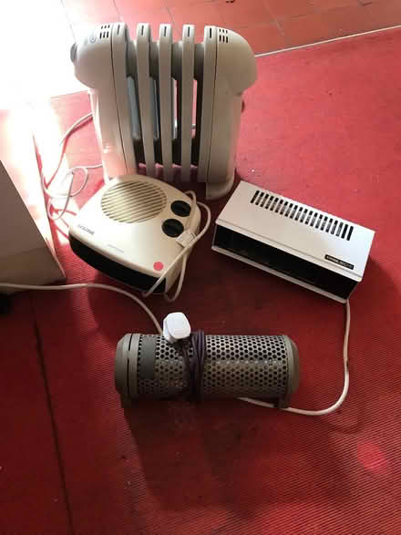 Photo of free Selection of blow heaters (Chelsea SW10)