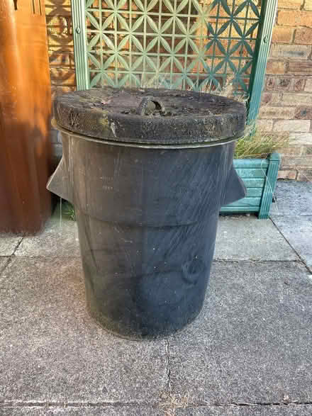 Photo of free Dustbin (ST6)