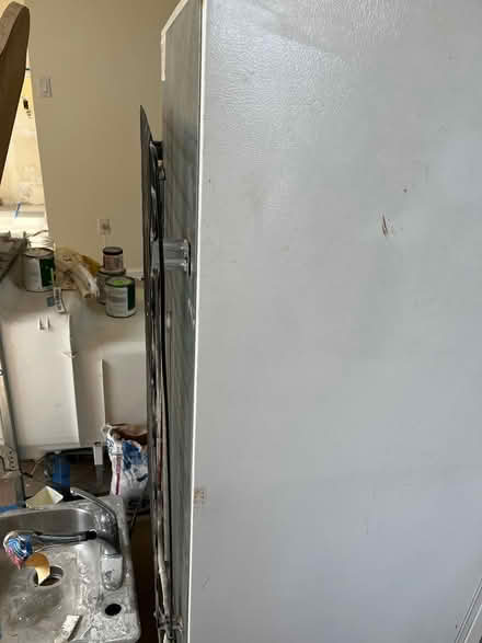 Photo of free Refrigerator 28" wide (Adams Morgan (20009)) #2