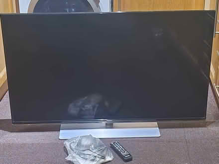 Photo of free Samsung flatscreen LED TV (Headington OX3)