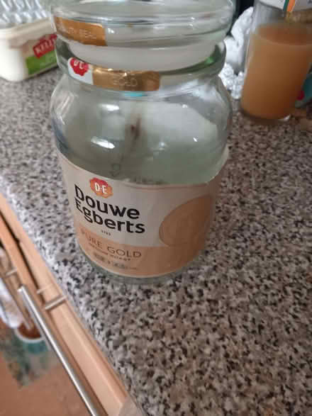 Photo of free Large glass jar (Hemel Hempstead HP2) #1