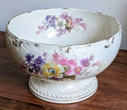 Photo of free Antique Bonn fruit bowl (Petersfield Ward CB1)