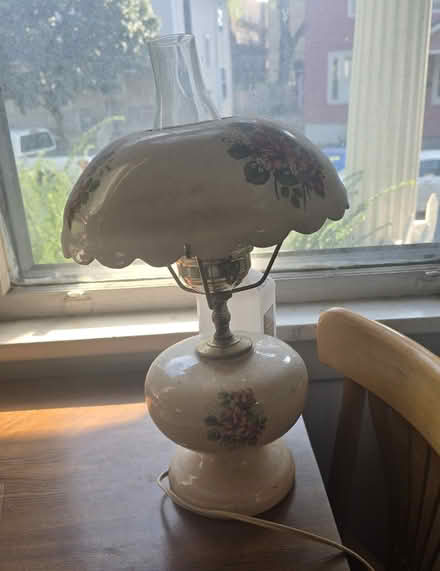 Photo of free Antique Lamp (Upper Monroe Avenue) #1