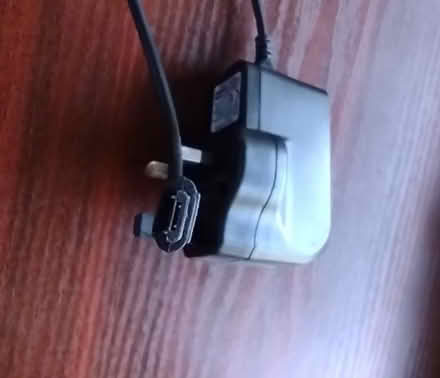 Photo of free Micro USB Phone Charger (Higginshaw OL1) #2