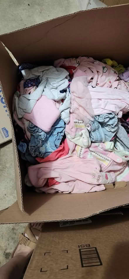 Photo of free kids clothes (45424)