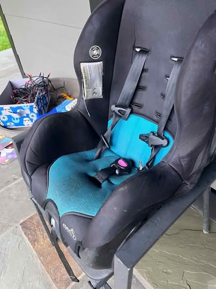 Photo of free Used infant carseat (Bethesda)