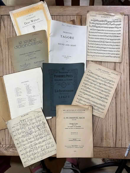 Photo of free Some classical sheet music (Nine Mile Burn EH26) #1