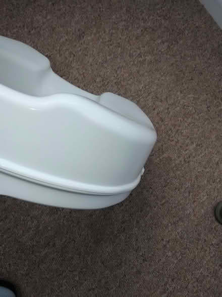 Photo of free Brand New Raised Toilet Seat (Heacham PE31) #3