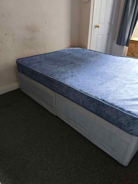 Photo of free Double bed (Bellahouston G51) #3