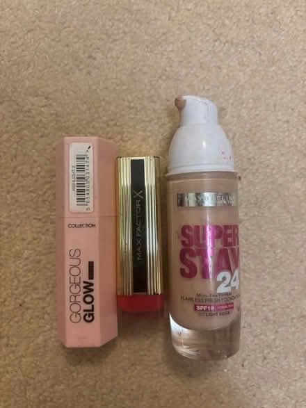 Photo of free Assorted make up (Orwell SG8) #4