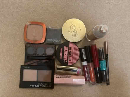 Photo of free Assorted make up (Orwell SG8) #1