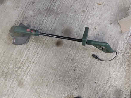 Photo of free Strimmer no lead (Marton SK11) #1