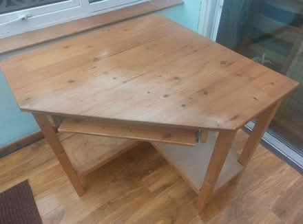 Photo of free Corner desk (Glusburn BD20) #2