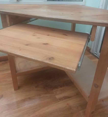 Photo of free Corner desk (Glusburn BD20) #3